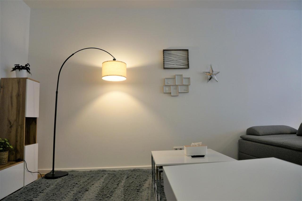 Mein Apartment, Stars Mit Balkon Und Klima Fuer Bis Zu 4 Personen فرانكنتال المظهر الخارجي الصورة